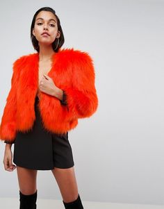 ASOS - Auffälliger Mantel aus Kunstpelz im Stil der 80er Jahre - Orange Jetzt bestellen unter: https://mode.ladendirekt.de/damen/bekleidung/maentel/sonstige-maentel/?uid=ee100442-b414-516a-b5c5-28a0f983fc71&utm_source=pinterest&utm_medium=pin&utm_campaign=boards #mäntel #female #bekleidung #maentel #sonstigemaentel #jacken Womens Spring Coat, 1980s Jacket, Faux Fur Cropped Jacket, 80s Jacket, Shiny Jacket, Party Jackets, Collarless Jacket, Orange Jacket, Style Inspiration Winter