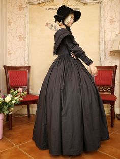 This price is for a dress and a shawl, and a bonnet.      	 		 			Size 			S 			M 			L 			XL 		 		 			Bust 			86 			90 			94 			98 		 		 			Waist 			68 			72 			76 			80 		 		 			Sleeve Length 			58 			60 			60 			62 		 		 			Full Length 			145 			146 			146 			147 Regency Style Long Sleeve Dress For Costume Party, Historical Victorian Dress With Long Sleeve Ruffles, Historical Daywear Dresses With Ruffles, Victorian Vintage Dress For Costume, Victorian Style Dresses For Fall, Victorian Style Vintage Dress For Costume, Historical Victorian Dress For Theater, Black Regency Dress For Costume Party, Black Regency Style Dress For Costume Party