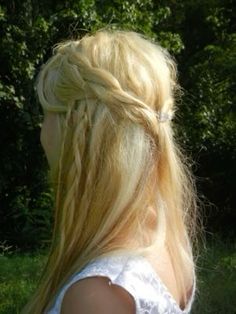 Game Of Thrones Khaleesi, Medieval Hairstyles, Hair Stylies, Hair Stuff, Hair Dos, Blonde Girl