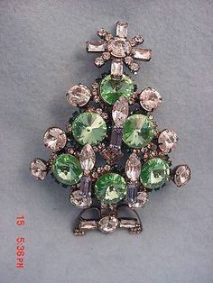 Green Costume Jewelry Brooch For Collectors, Candle Christmas Tree, Christmas Tree Broach Brooch Pin, Vintage Rhinstone Christmas Jewelry, Pins And Brooches, On The Wings Of Love, Christmas Brooches