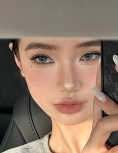 #makeup #softglammakeup #blue #korean #nails Matt Makeup Look Natural, Korean Inspired Makeup Look, Blue Contacts Makeup, Korean Soft Glam Makeup, Matte Makeup Look Natural, Blue Korean Nails, Xiaohongshu Makeup, Cat Face Makeup, Blue Korean