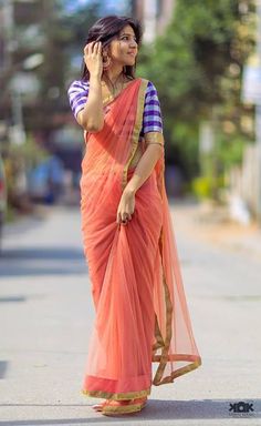 IT'S PG'LICIOUS simply beautiful Matching Ideas, Elegant Sarees, Saree Poses, Plain Saree, Simple Sarees, Photography Editorial, Saree Photoshoot, Stylish Photo Pose