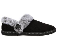 Enjoy laid-back cozy comfort all season long with Skechers Cozy Campfire - Fresh Toast. This casual comfort slipper features a soft woven fabric upper with a cozy warm lining, faux-fur trim and a cushioned Skechers Memory Foam comfort footbed. | Skechers Women's Cozy Campfire - Fresh Toast Slipper Cozy Faux Fur Slippers With Cushioned Footbed, Winter Slip-on Slippers With Faux Fur Trim, Winter Faux Fur Slip-on Slippers, Comfy Winter Slippers With Textured Footbed, Comfortable Faux Fur Slippers With Cushioned Footbed, Comfortable Winter Slippers With Faux Fur Trim, Comfy Synthetic Slippers With Faux Fur Lining, Comfortable Slip-on Faux Fur Slippers, Comfortable Textured Footbed Slippers For Winter