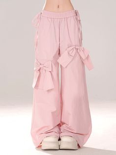 ❤︎❤︎ Oversized Cargo Pants, School Clothes, Pink Pants, Aesthetic Icon, Cargo Pants Women, Really Cute Outfits, Kawaii Clothes, Fashion Aesthetic, Mode Vintage