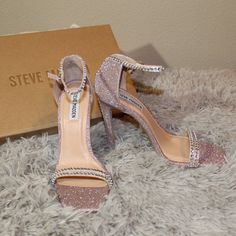 Brand New In Box! Brand: Steve Madden Beautiful Sparkly Blush (Light Pink) Heels Straps Around Ankle And Across Toe With Rhinestone Detail Matching Rhinestone Detail Up Back Of Heel Adjustable Ankle Strap With Small Silver Buckle Approx. 4 1/2" Heel Man Made Uppers. Only Tried On! Pink Heels For Quince, Rose Gold Quince Shoes, Sparkly Pink Heels, Quince High Heels, Quinceanera Heels Pink, Quince Shoes Converse, Quinceanera Pink Shoes, Pink Quince Heels, Pink Quince Shoes