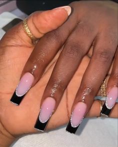 Black Nail Designs Baddie, Reflective French Tip Nails, Black And Silver French Tip Nails, Black French Nails Ideas, Pink Nails With Black Tips, Black And Pink French Tip Nails, Black And Silver Acrylic Nails, Black And Nude Nail Ideas, Acrylic Nails Ideas Almond