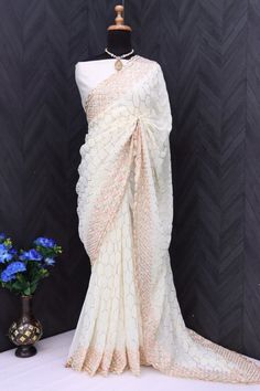 Indian Wedding Saree, Wedding Sarees Online, Wedding Saree Indian, Georgette Saree, Saree Online, Inspirational Celebrities, Saree Look