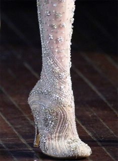 Couture Wedding, Fabulous Shoes, If The Shoe Fits, Shoe Fits, Shoe Obsession, Shoes And Boots, Thigh High Boots, Beautiful Shoes