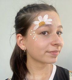 Beginning Face Painting, Face Painting Ideas For Beginners, Butterfly Costume Face Makeup, Easy Carnival Face Painting Ideas, Face Paint Flowers Easy, Basic Halloween Face Paint, Super Simple Face Paint, Easy Summer Face Painting, Snail Face Paint