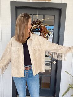 The Gage is a suede jacket with fringe back detailing. It has functional closure front buttons and two side pockets. Model is wearing size Medium. Spring Suede Outerwear With Fringe, Spring Suede Fringe Outerwear, Back Details, Suede Jacket, Size Medium, The Originals, How To Wear