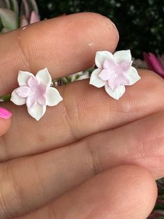 🌼 Handcrafted Polymer Clay Flower Earrings | Exquisite Hoya Inspired Studs 🌼
💎 MATERIALS
Experience the artistry of handcrafted jewelry! These exquisite earrings are meticulously sculpted from Polymer Clay, a lightweight and flexible medium. Each piece is a canvas for intricate carving, creating miniature masterpieces.
Embrace the beauty of imperfection, as slight variations make each pair truly one-of-a-kind.
🌟 MATERIAL OPTIONS
🌿 Sterling Silver Backs S925, Hypoallergenic and comfortable f Polymer Clay Flower Earrings, Clay Flower Earrings, Intricate Carving, Hoya Plant, Jewelry Wax, Plant Jewelry, Clay Flower, Flower Stud Earrings, Polymer Clay Flowers