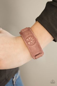 Brushed in a rustic finish, a brown leather band is stamped in a whimsical tree pattern for a seasonal finish. Features an adjustable snap closure. Sold as one individual bracelet. Paparazzi Bracelets, Bracelets Trendy, Paparazzi Fashion, Whimsical Tree, Sparkle Fashion, Tree Stamp, Brown Bracelet, Snap Bracelets, Fashion Influencer