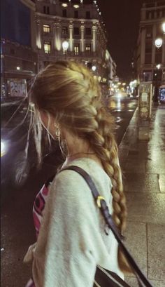 French Braid Hairstyles, Hair Stylies, Stockholm Style, Winter Hairstyles, French Braid