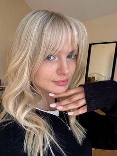 Fringe On Blonde Hair, Blonde Haircut With Bangs, Fringe Hairstyles Blonde, Platinum Blonde Hair With Bangs, Wispy French Bangs, Blonde Wispy Bangs, Blonde Haircut, Summer Blonde Hair