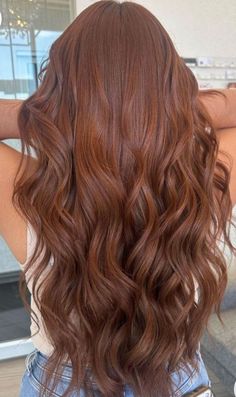 Brown Ginger Hair Color, Brown Ginger Hair, Ginger Hair Color Ideas, Ginger Brown Hair, Dark Ginger Hair, Balayage Hair Caramel, Cinnamon Hair, Hair Pale Skin