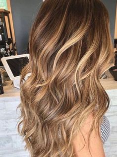 Brown Golden Highlights, Brown Hair Golden Highlights, Hair Colors Highlights, Golden Highlights Brown Hair, Highlights Brown Hair Balayage, Golden Balayage, Long Hair Highlights, Underlights Hair