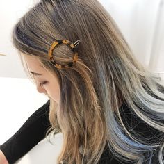 Animal Print Hair Clip Collection Hair Muse, Tortoiseshell Hair, 2020 Hairstyles, Beaded Hair Clips, Tortoise Shell Hair, Bobby Pin Hairstyles, Hair Scarf Styles, Head Scarf Styles, Pigtail Hairstyles