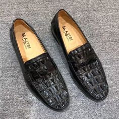 Enrich your shopping list wisely at GeraldBlack.com. Fashion Trend Leather Business Casual Italian Men's Luxury Classic Loafers For Breathable Formal #menshoesoninstagram #menshoes2017 #menshoes2018 #menshoes #menshoesph #menshoesfashions #menshoesstyle #menshoeshop #shoestore #menshoesonline #menshoes2019 #menshoesimport #menshoestore #menshoesshop #shoestyle #shoesaddict #shoesforsale #menshoesfashion #menshoesforsale #menshoestyle #menshoesaddict Classic Loafers, Italian Men, Round Toe Shoes, Genuine Leather Shoes, Shoe Insoles, Autumn Season, Mens Luxury, Italian Luxury, Mens Fashion Shoes