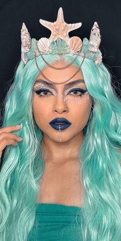 Sea Goddess Makeup, Siren Halloween Costume Sea Witch, Under The Sea Theme Outfit, Under The Sea Party Outfit, Pisces Costume, Sea Witch Makeup, Under The Sea Outfit, Goddess Costume Diy, Mermaid Eye Makeup