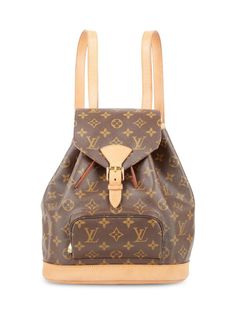 Tom Ford Designer, Mm Monogram, Buy Louis Vuitton, Trending Sunglasses, Canvas Backpack, Cold Weather Accessories, Backpack Straps, Anklet Jewelry, Summer Trends