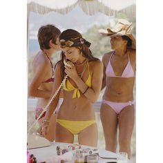 Slim Aaron, Slim Aarons Photography, Slim Aarons Prints, Patti Hansen, Lauren Hutton, Slim Aarons, High Society, Attractive People, Mellow Yellow