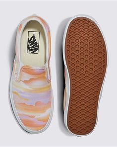 Classic Slip-On Shoe Sneakers To Buy, Things I Want For Christmas, Vans Store, Pastel Print, Vans Slip On, Slip Ons, Slip On Shoes, Look Book, Low Profile