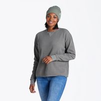 Make this solid thermal tee the boss of your base layers. Wear it on a cool fall day, or layer it under a puffer vest when it’s extra chilly. Either way, it’s comfy enough for any adventure or a relaxing day at home. Wear it on a cool fall day, or layer it under a puffer vest when it’s extra chilly. Either way, it’s comfy enough for any adventure or a relaxing day at home. Please note: This item will shrink to the standard Life is Good fit you know and love after washing! 96% Cotton / 4% Spandex Casual Midweight Crew Neck Top, Casual Midweight Tops For Layering, Gray Tops For Outdoor Fall Activities, Midweight Crew Neck Top, Solid Midweight Crew Neck Tops, Midweight Solid Color Winter Tops, Gray Crew Neck Top For Outdoor Activities, Gray Crew Neck Top For Outdoor, Outdoor Crew Neck Tops With Ribbed Cuffs