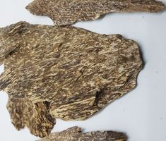 ***WILD PRACHIN AGARWOOD OUD WOOD CHIPS***  Wild harvested from Prachinburi province in Thailand, gentle uplifting scent.