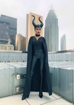 maleficent costume Maleficent Diy Costume Women, Maleficent Outfit Movie, Dress Up Halloween Costumes, Girls Maleficent Costume, Modern Maleficent Outfit, Malificiant Halloween Costume, Diy Maleficent Costume Women, Easy Maleficent Costume, Hawollen Costumes Ideas