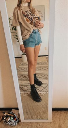 Colorful Doc Martens Outfit, Shorts With Doc Martens Summer Outfits, Doc Martens Club Outfit, Docs And Shorts, Docs In Summer, Shorts With Doc Martens, Docs With Jorts, Jadon Docs, Outfits With White Doc Martens