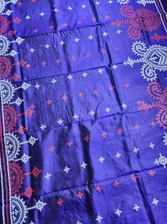 Kutchwork Pure Silk Hand Embroidery Blue Saree - Etsy Kantha Work Sarees, Kasuti Embroidery, Blue Silk Saree, Kantha Sarees, Embroidery Blue, Kutch Work, Persian Blue, Western Homes, Kantha Work