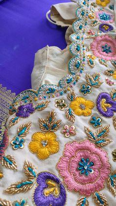 Maggam Blouses, Traditional Blouse Designs, Latest Model Blouse Designs, Hand Beaded Embroidery, Fashionable Saree Blouse Designs, Cutwork Blouse Designs, Simple Embroidery Designs, Blouse Designs Indian, Handmade Embroidery Designs