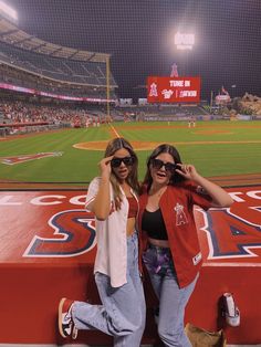 Red Sox Game Outfit Women, Cardinals Game Outfit, Red Sox Game Outfit, Summer Moodboard, Pretty Mess, Cardinals Game, Baseball Stuff, Insta Photos