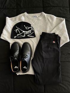 Shoes Man Aesthetic, Black Men Streetwear Outfit, Fall Masc Outfits, Masc Fall Outfits, Masculine Fits, Fall Fit, Street Style Outfits Men, Mens Casual Dress Outfits