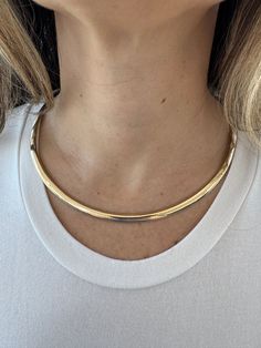 "➣ High quality Solid 14K Yellow Gold 6mm Classic Omega Necklace, 16\"18\" 20\", Real Gold Chain, Real Gold Omega Necklace, Women  ➣ MATERIAL: 14K Yellow Gold  ➣ Closure: Box   ➣ Weights:  16\" 26 Gram 18\" 28.8 Gram 20\" 32 Gram  ◈ Please note that weights are approximate.  ➣ If you need a specific length, please message us.  Explore more gold chains https://www.etsy.com/shop/MarinaMJewelry?ref=seller-platform-mcnav&search_query=gold+chain  ➣ SHIPPING: ◈ We always offer domestic FREE SHIPPING via USPS first class (3-5 business days)  ◈ We ship internationally, shipping costs are shown at checkout.     Please be aware that the buyer is responsible for any international customs & duties. ◈ Orders shipped from NYC usually within 24-48 hours from receiving payment.   ◈ All orders are packaged Classic Necklaces With Shiny Finish For Anniversary, Classic Necklace With Shiny Finish For Anniversary, Classic Shiny Finish Necklace For Anniversary, Classic Snake Chain Jewelry, Classic Polished Chain Necklace For Anniversary, Classic Round Chain Necklace For Jewelry Making, Classic Single Strand Chain Necklace For Gift, Anniversary Chain Necklace With Polished Finish, Round Anniversary Chain Necklace With Polished Finish