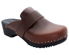 Leather Clogs With Stitched Sole And Closed Toe, Rugged Leather Clogs With Leather Sole, Classic Brown Clogs With Leather Lining, Rugged Brown Leather Mules, Classic Leather Clogs With Wooden Heel, Brown Leather Clogs With Stitched Sole, Swedish Clogs, Wooden Clogs, Natural Contour