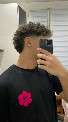 Mullet Taper Curly, Low Taper For Curly Hair, Spanish Haircuts Men, Men’s Curly Taper Fade, Hairstyle For Men Curly Hair, Fringe Curly Hairstyles, Men’s Tattoo Back, Men’s Burst Fade Mullet, Curly Hair Men’s Haircut