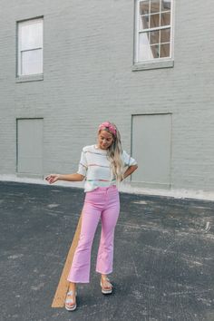 These pink jeans are DREAMY! They are the perfect shade of bubblegum pink, they're extremely stretchy + I love their silhouette! Model is 5'4 wearing a size small Pink Flare Jeans, Pink Jeans Outfit, Cropped Pink, Lover Era, Pink Jeans, Jeans Outfit, Bubblegum Pink, Solid Dress, Jean Outfits