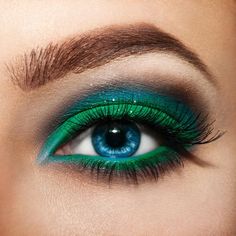 Peacock Eye Makeup, Natural Eyeshadow Looks, Green Eyeshadow Look, Party Make-up, Makeup Looks For Green Eyes, Cute Eyeshadow Looks, Green Makeup