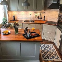 the kitchen is clean and ready to be used for breakfast or brunch time