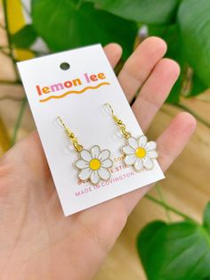 Super cute earrings! To clean, wipe gently with a soft cloth Preppy Earrings, Desk Stickers, Planner Notepad, Bath Candles, Play Shop, Daisy Earrings, White Daisy, Stationery Set, Cute Earrings