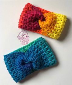 two crocheted headbands on top of each other, one with a bow