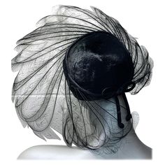 1950s Flo-Raye Black Egret Feather Cartwheel Hat w/ Velvet Structured Crown: Spiral curled feathers encircle a structured cap, jutting out to create a halo effect. One Size. Cartwheel Hat, Evening Hat, Baroque Pearls Jewelry, 1960s Hats, Large Brim Hat, Halo Effect, Types Of Hats, Spiral Curls, Feather Hat