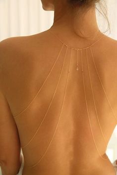 |JewelryDesignerLife |JewelryCraft Jóias Body Chains, Gold Body Chain, Mode Tips, Estilo Hippie, Body Chains, Back Necklace, Classy Jewelry