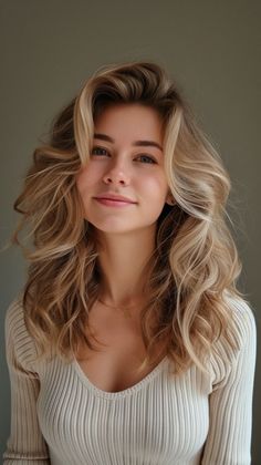 Hair Care Routine Daily, Regrow Hair Naturally, Drawing Girls, Going Blonde, Colors Hair, Long Face, Blonde Tones, Face Beauty