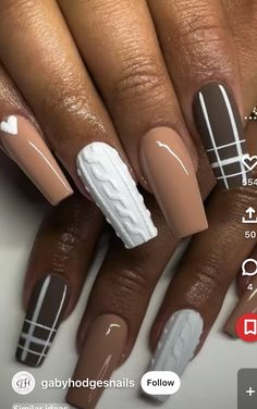 Nails For Baddies, Nails Types, Summer Nails Art Designs, Brown Acrylic Nails, Plaid Nails, Sweater Nails, Dope Nail Designs, Acrylic Nails Coffin Short, Brown Nails