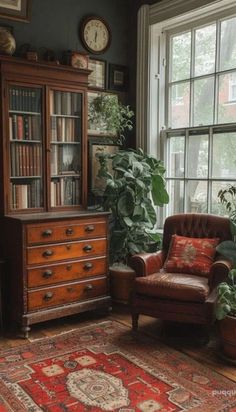 1930s Interior, Warm Apartment, Cozy Eclectic, Cozy Home Office, Apartment Aesthetic, House Goals, Home Library, Living Room Inspiration, Apartment Ideas