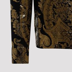 Etro Sweater Lamina Gold in black wool. Black wool, lamina gold embellishment with paisley pattern. Crew neckline, long sleeves, ribbed detailing, regular fit. Italian Textiles, Best Caps, Gold Embellishment, Gold Models, Leather Cap, Mens Fall, Paisley Pattern, Comforters Cozy, Tory Burch Shoes