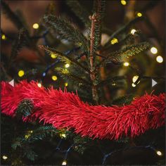 Recycled Paper Tinsel Garland | Red x 2Mtr - Thedanes.co.uk - Creative & Sustainable Living The Scandinavian Way Victorian Easter, Christmas Dress Up, Seasonal Drinks, Red X, Basket Crafts, Tinsel Garland, Honeycomb Paper, Cake Accessories, Edible Gifts