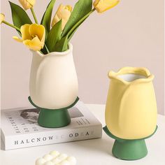 Inspired by the buds of tulips, with delicate details, enjoy the little things in life DETAIL - Item No: 202209CV37 - Material: Ceramic - Package include: 1/pack RECOMMENDED BUY Tulip Atmosphere Night Lamp Romantic Flower Table Lamp Ceramic Tulip, Tulip Vase, Cute Furniture, Tanah Liat, Tulips In Vase, The Little Things In Life, Clay Diy Projects, Little Things In Life, Enjoy The Little Things